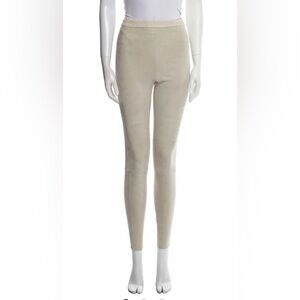 Alice and Olivia lambskin skinny leg pant in ecru color. Size 2.
